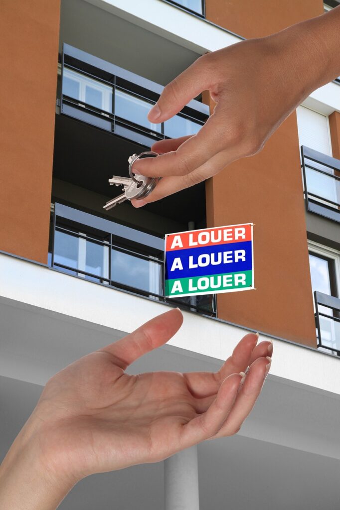 apartment, to sell, landlord-743379.jpg
